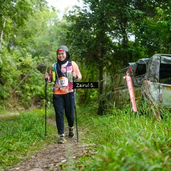 Runner Photo 9028112