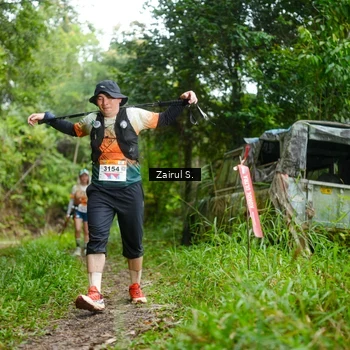 Runner Photo 9029003