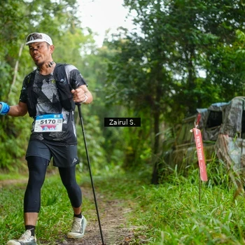 Runner Photo 9030413