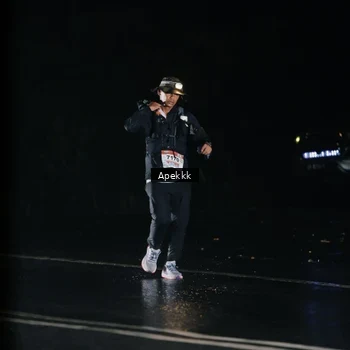 Runner Photo 9030985