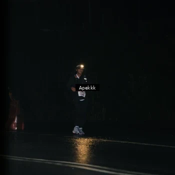 Runner Photo 9030995