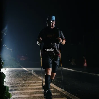 Runner Photo 9031045