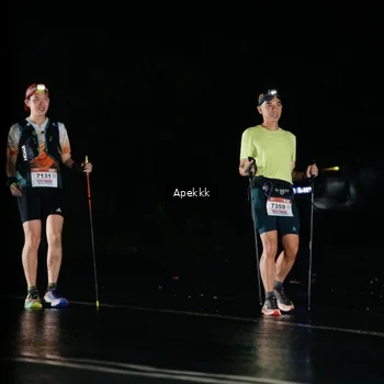 Runner Photo 9031158