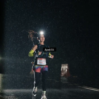 Runner Photo 9031243