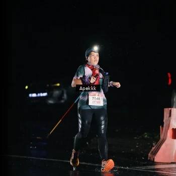 Runner Photo 9031304