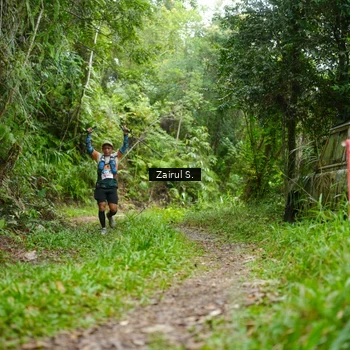 Runner Photo 9031395