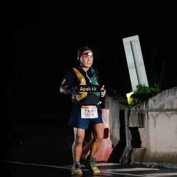 Runner Photo 9031475