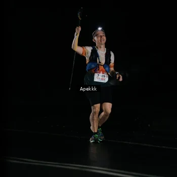 Runner Photo 9031524