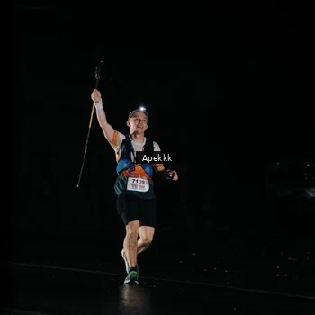 Runner Photo 9031536
