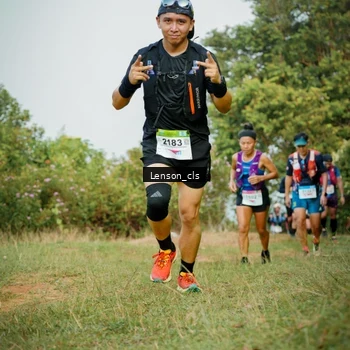 Runner Photo 9033672