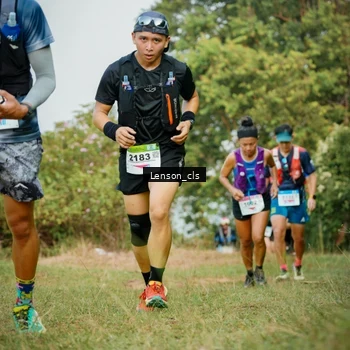 Runner Photo 9033673