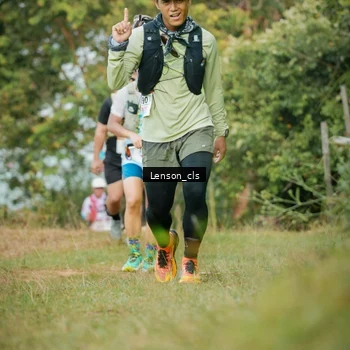 Runner Photo 9033796