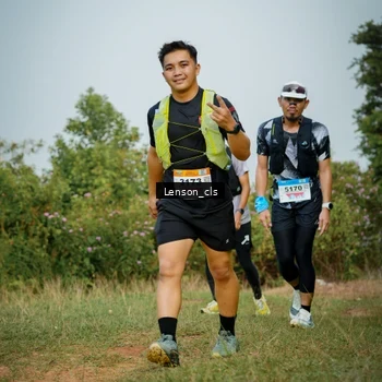 Runner Photo 9033821