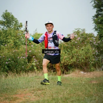 Runner Photo 9033825