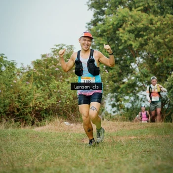 Runner Photo 9033864