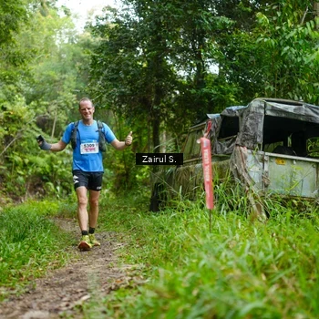 Runner Photo 9033865