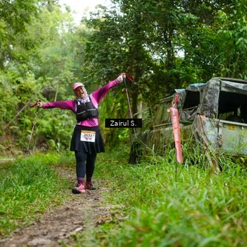 Runner Photo 9035001