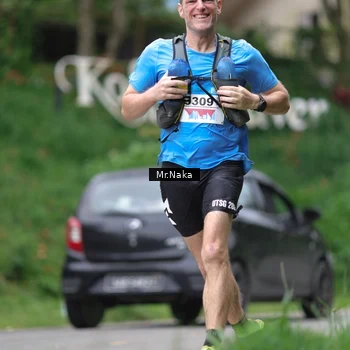 Runner Photo 9035554