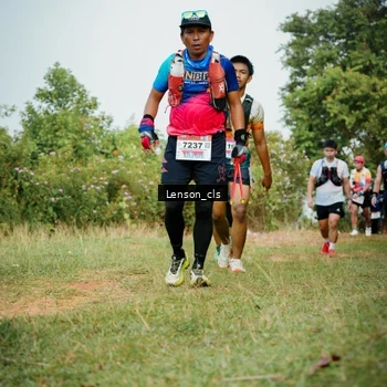 Runner Photo 9038531