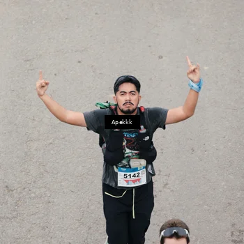 Runner Photo 9046650