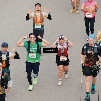 Runner Photo 9046661