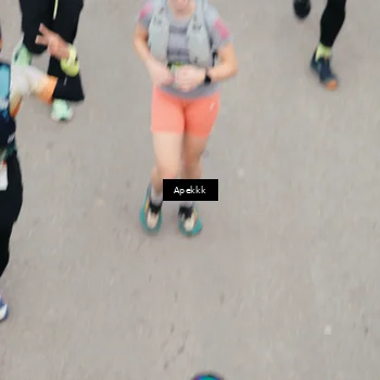 Runner Photo 9046663
