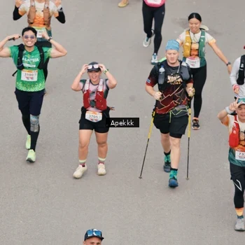 Runner Photo 9046664