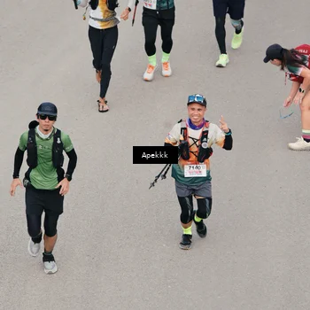 Runner Photo 9046665