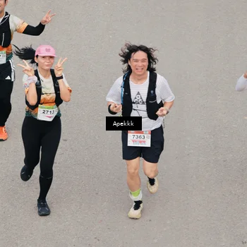 Runner Photo 9046676