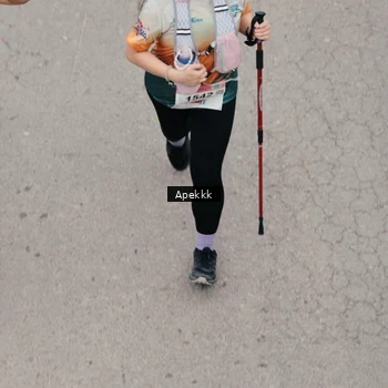 Runner Photo 9046692