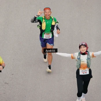 Runner Photo 9046696