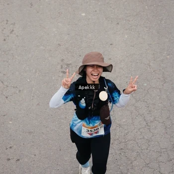 Runner Photo 9046699