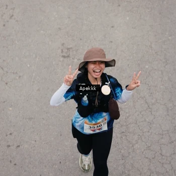 Runner Photo 9046700