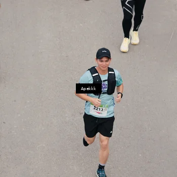 Runner Photo 9046714