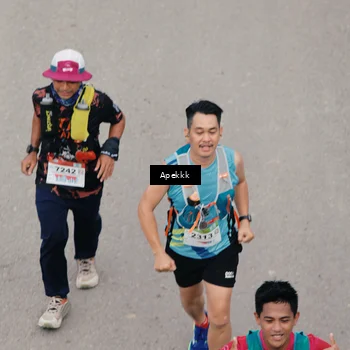 Runner Photo 9046721