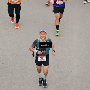 Runner Photo 9046729