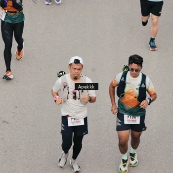Runner Photo 9046736