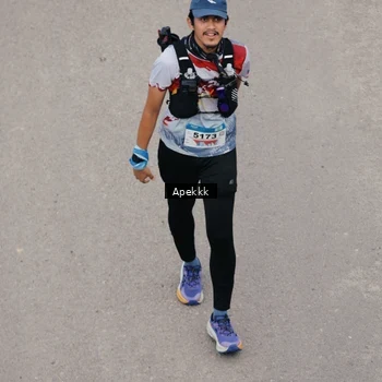 Runner Photo 9046743