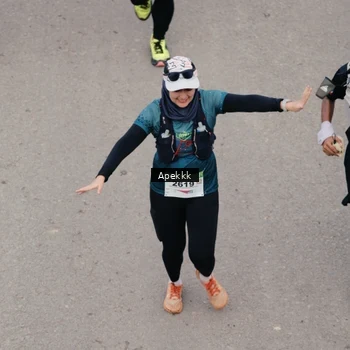 Runner Photo 9046758