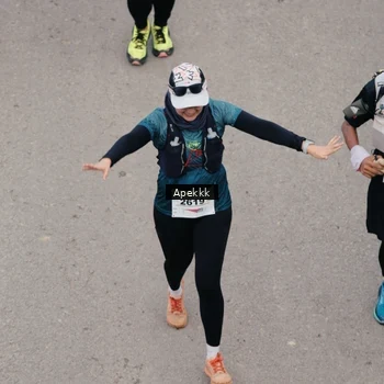 Runner Photo 9046762