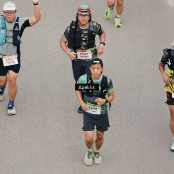 Runner Photo 9046764