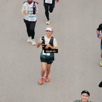 Runner Photo 9046774
