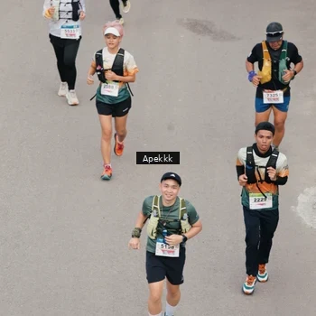 Runner Photo 9046775