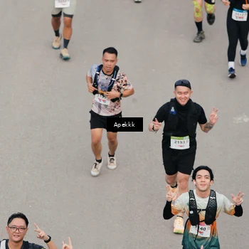 Runner Photo 9046803