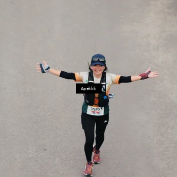 Runner Photo 9046810