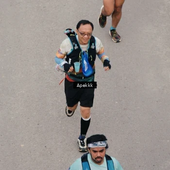 Runner Photo 9046821