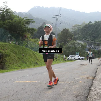 Runner Photo 9046896