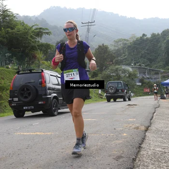 Runner Photo 9046897