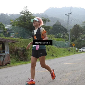Runner Photo 9046903