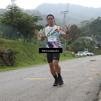 Runner Photo 9046912
